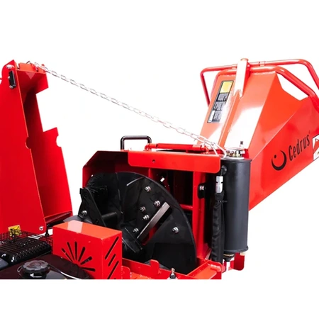 ROZDRABNIACZ SPALINOWY DO GAŁĘZI CEDRUS RB05PRO-HE-E ( RĘBAK ) LONCIN G420F ELEKTRYCZNY ROZRUCH HYDRAULICZNY PODAJNIK