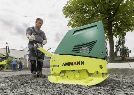ZAGĘSZCZARKA REWERSYJNA 484 KG AMMANN APR 5920 DE, 600 MM, ROZRUCH ELEKTRYCZNY, Hatz 1B 40