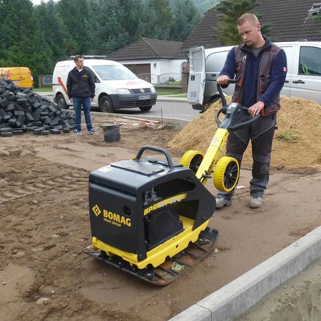 ZAGĘSZCZARKA REWERSYJNA 280 KG BOMAG BPR 40/60 D/E, 600 MM, ROZRUCH ELEKTRYCZNY, HATZ 1B20