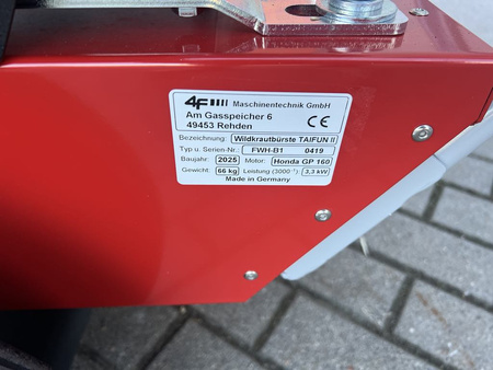 LIMPAR TAIFUN HONDA GP 160 Odchwaszczarka Spalinowa - Szerokośc Robocza 65 cm - 8 Wrzecion