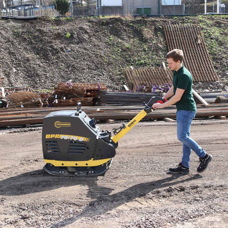 ZAGĘSZCZARKA REWERSYJNA 580 KG BOMAG BPR 70/70 D/E, 700 MM, ROZRUCH ELEKTRYCZNY, HATZ 1D81