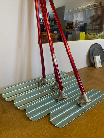 LISTWA RĘCZNA OSCYLUJĄCA Z MAGNEZU ENAR TRO 1200 MG