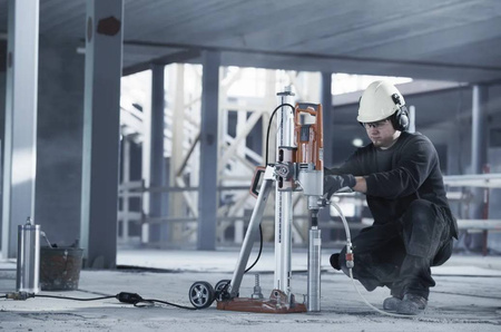 HUSQVARNA DM220 WIERTNICA ELEKTRYCZNA