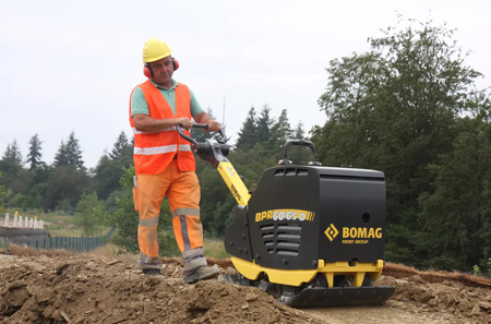 ZAGĘSZCZARKA REWERSYJNA 455 KG BOMAG BPR 60/65 D/E, 650 MM, ROZRUCH ELEKTRYCZNY, HATZ 1B40