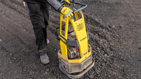 ZAGĘSZCZARKA JEDNOKIERUNKOWA 92 KG BOMAG BR 95, 450 MM, HONDA GX 160