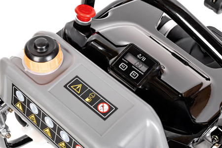 STOPA WIBRACYJNA, ZAGĘSZCZARKA STOPOWA (UBIJAK) 77 KG SKOCZEK CEDRUS ST77H-PRO PROFESSIONAL, 280 MM, 13.7kN, HONDA GXR120 + KOŁA TRANSPORTOWE