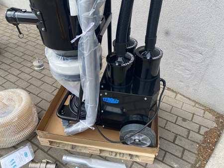 ODKURZACZ PRZEMYSŁOWU TYROLIT VCE3600D MOC 3,6 kW 3 SILNIKOWY