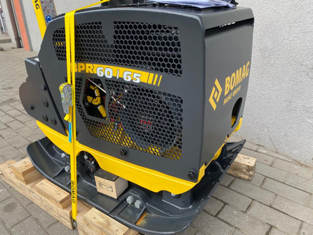 ZAGĘSZCZARKA REWERSYJNA 420 KG BOMAG BPR 60/65, 650 MM, ROZRUCH RĘCZNY, HONDA GX 390