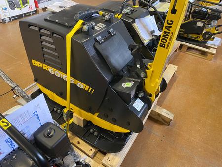 ZAGĘSZCZARKA REWERSYJNA 455 KG BOMAG BPR 60/65 D/E, 650 MM, ROZRUCH ELEKTRYCZNY, HATZ 1B40