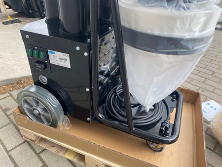 ODKURZACZ PRZEMYSŁOWU TYROLIT VCE3600D MOC 3,6 kW 3 SILNIKOWY