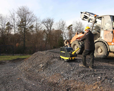 ZAGĘSZCZARKA REWERSYJNA 455 KG BOMAG BPR 55/65 D/E, 650 MM, ROZRUCH ELEKTRYCZNY, KOHLER KD 15 440