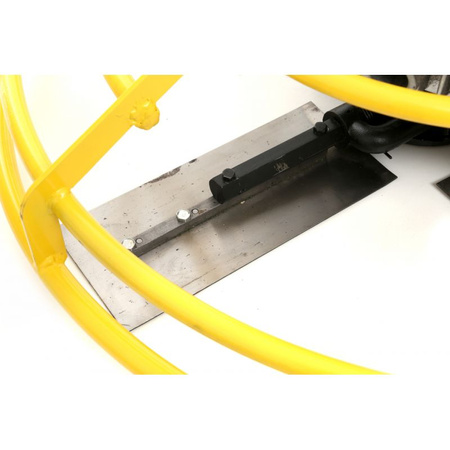 RĘCZNA ZACIERACZKA SPALINOWA KD1190, SILNIK LONCIN G200F, ŚREDNICA ZACIERANIA 920 MM