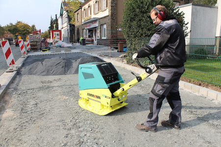 ZAGĘSZCZARKA REWERSYJNA 430 KG AMMANN APR 4920 DE ACEecon, 600 MM, ROZRUCH ELEKTRYCZNY, Hatz 1B 40  + ECONOMIZER