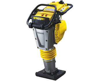 ZAGĘSZCZARKA STOPOWA (UBIJAK) 68 KG SKOCZEK BOMAG BT 65, 280 MM, HONDA GXR120